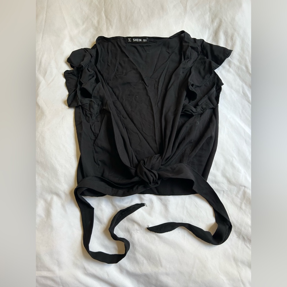 Tie-front top